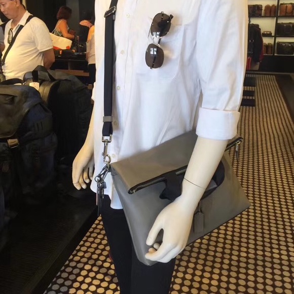NWT COACH MENS CHARLES FOLDOVER TOTE IN SPORT CALF LEATHERCOACH FOG GREY - Picture 2 of 6